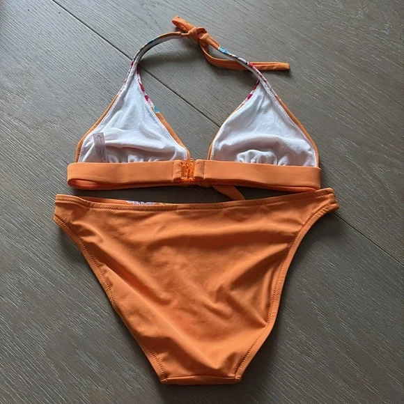 VS 2 pieces swimsuit , size M - Picture 2 of 4